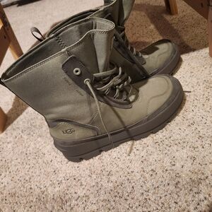 Brand New Uggs the Lug Moss